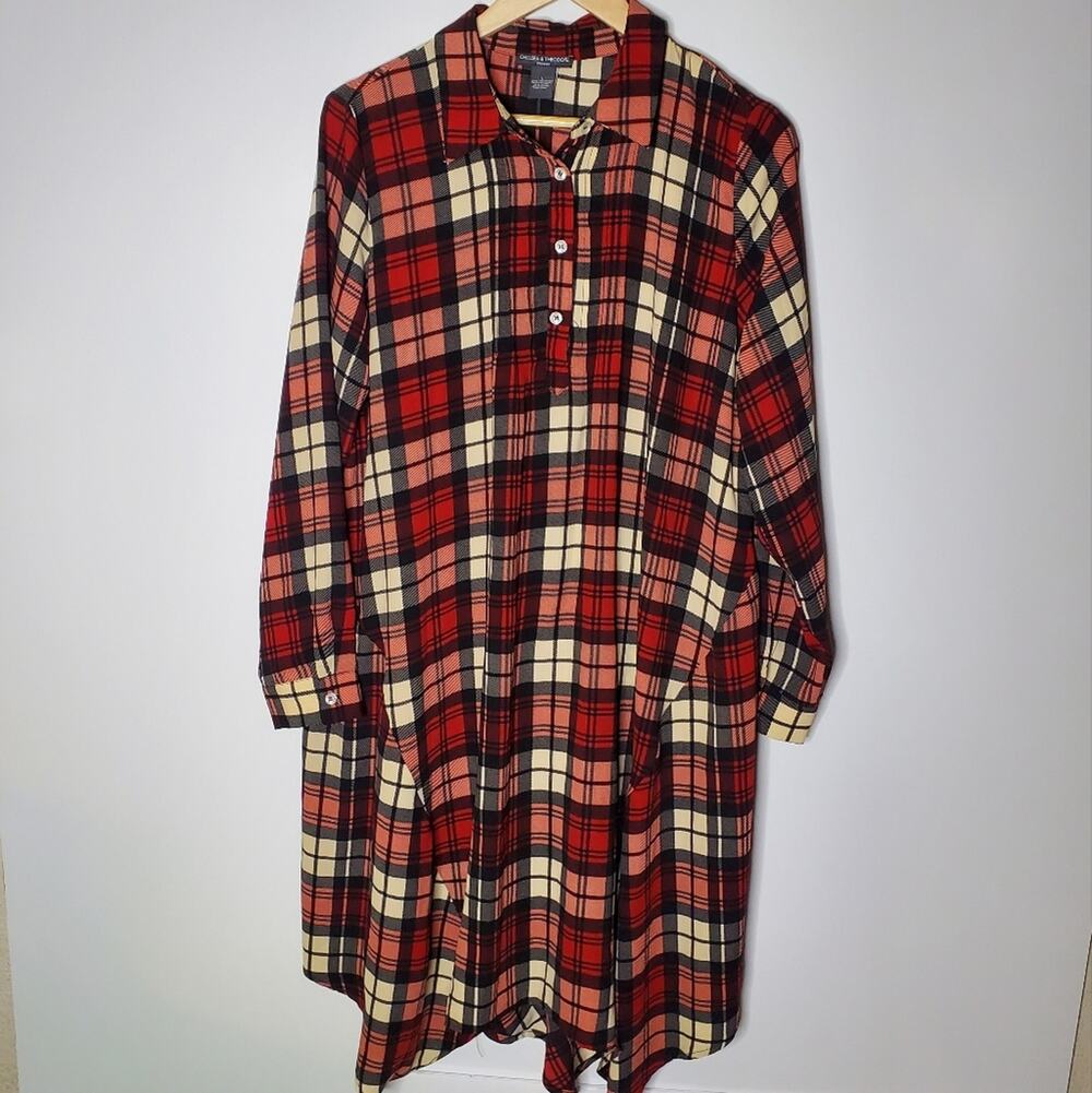 Chelsea & Theodore  Dresses Red Plaid in Excellent used condition  - No flaws